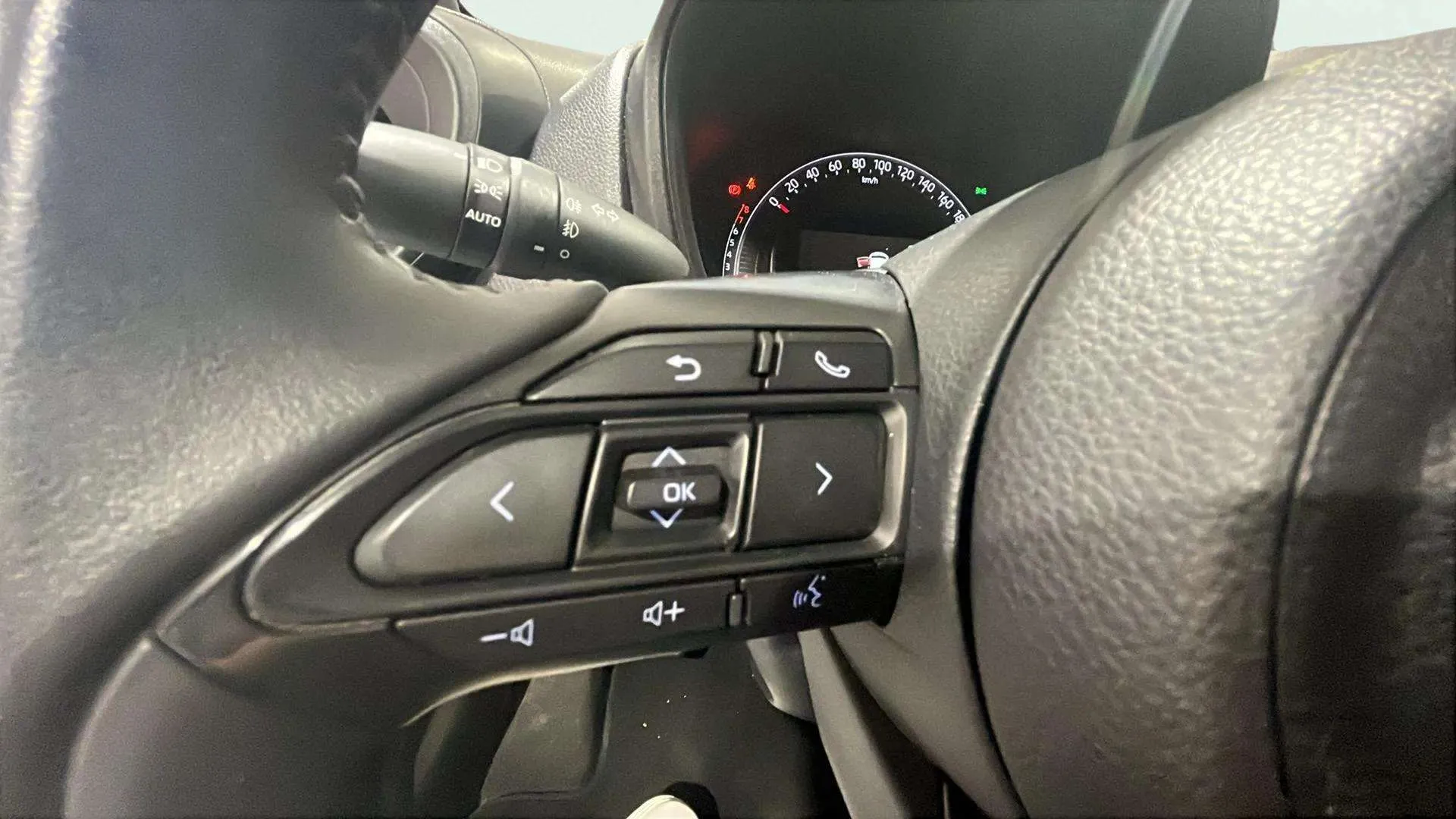 Toyota Aygo X 1.0 VVT-I Chic - foto 20