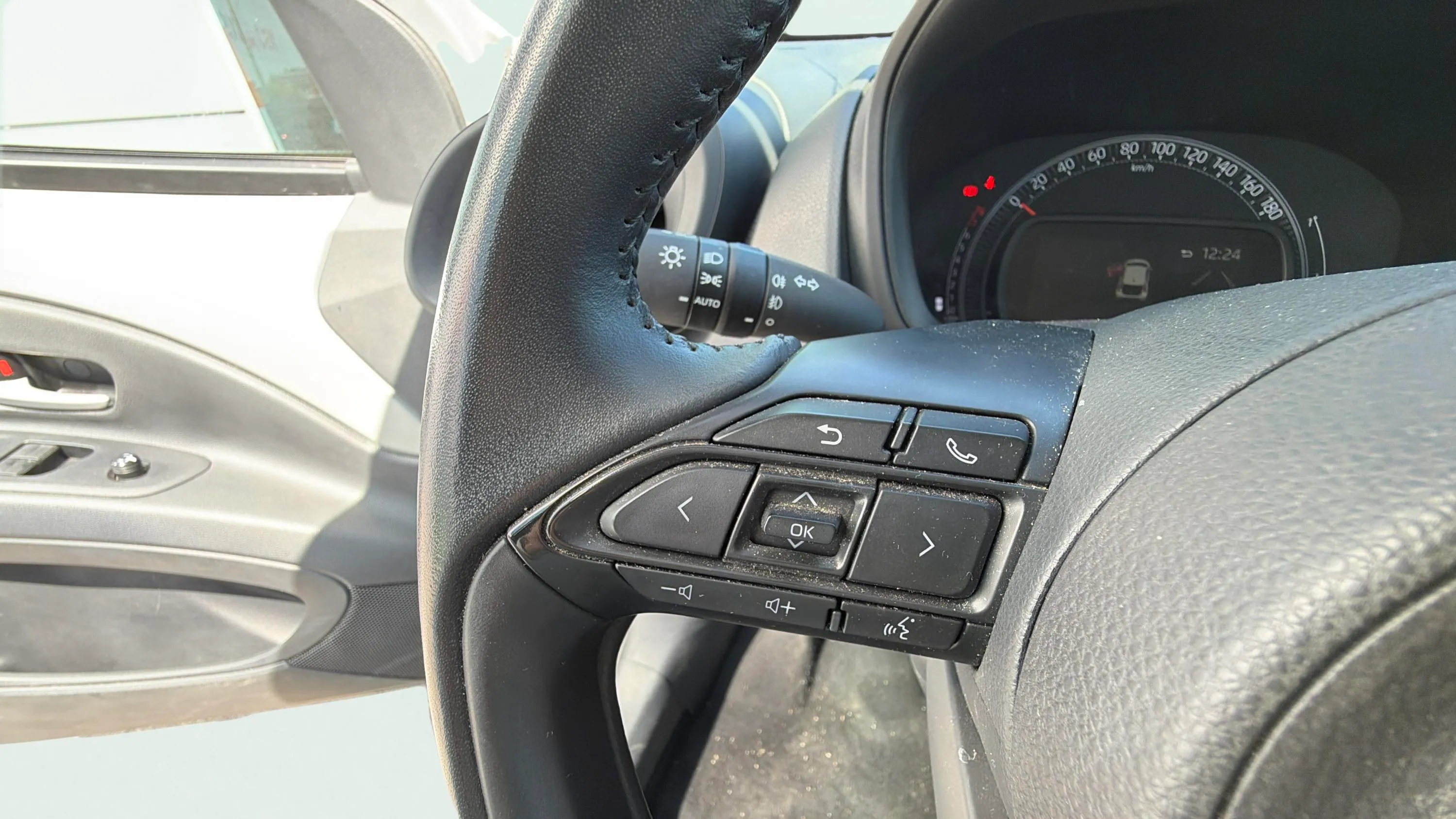 Toyota Aygo X 1.0 VVT-I Play - foto 13