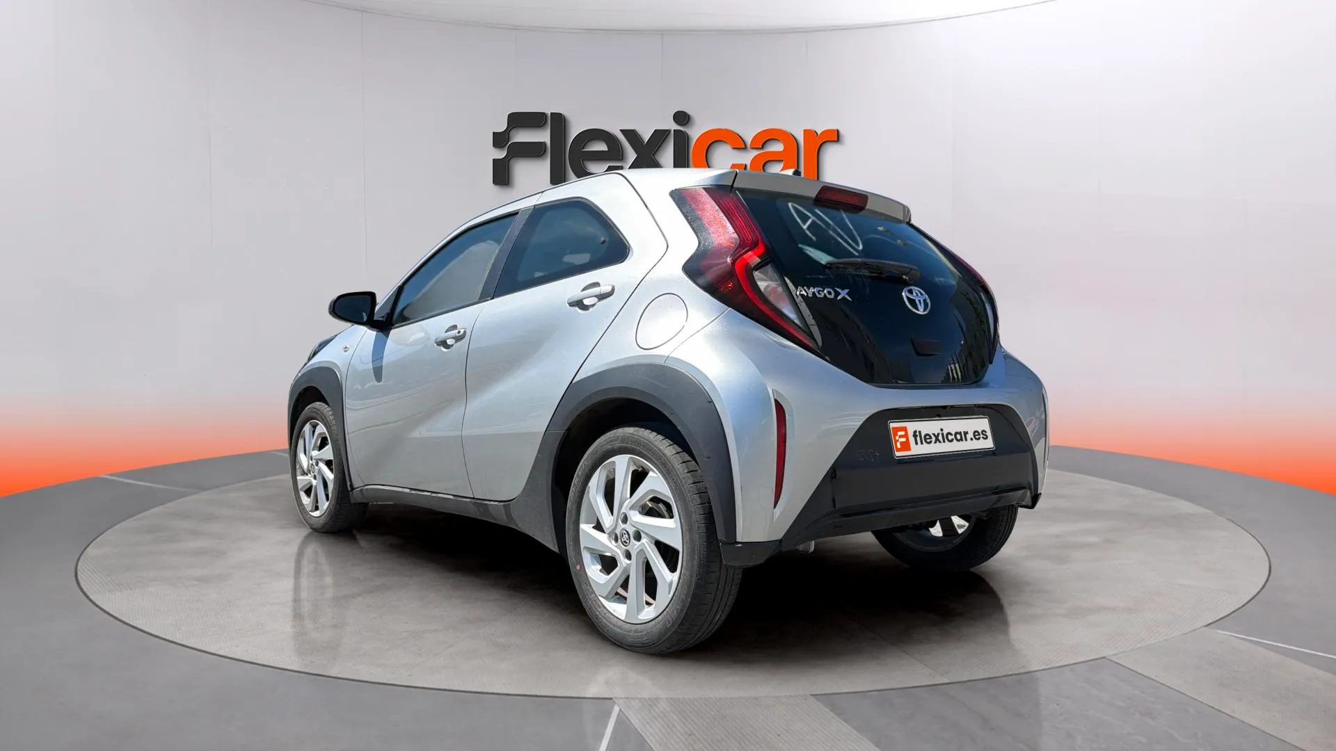 Toyota Aygo X 1.0 VVT-I Play - foto 5