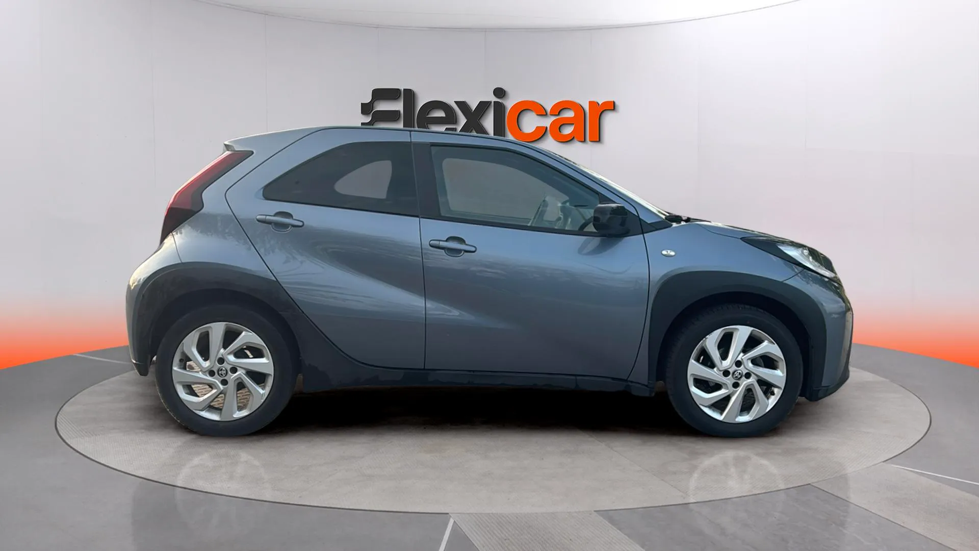 Toyota Aygo X 1.0 VVT-I Chic - foto 9