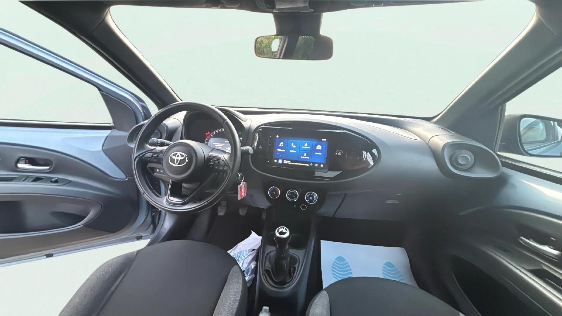 Toyota Aygo X 1.0 VVT-I Chic - foto 21