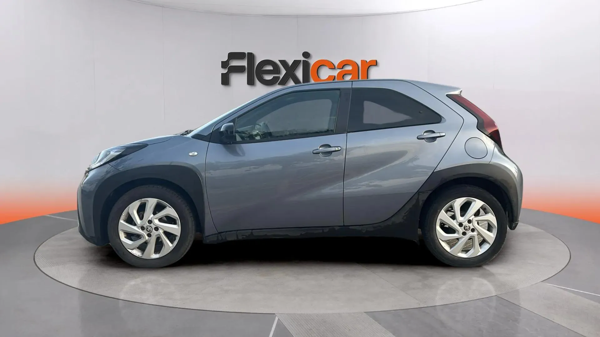 Toyota Aygo X 1.0 VVT-I Chic - foto 24