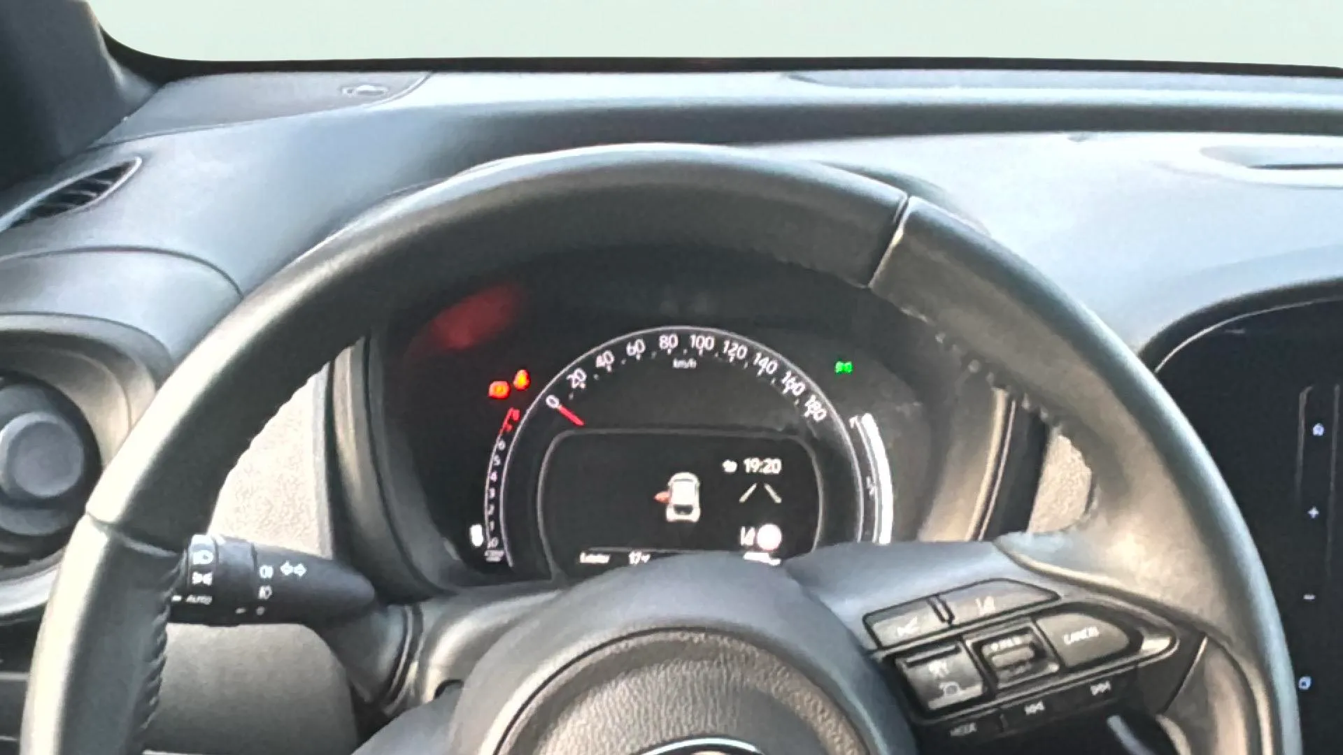 Toyota Aygo X 1.0 VVT-I Chic - foto 16