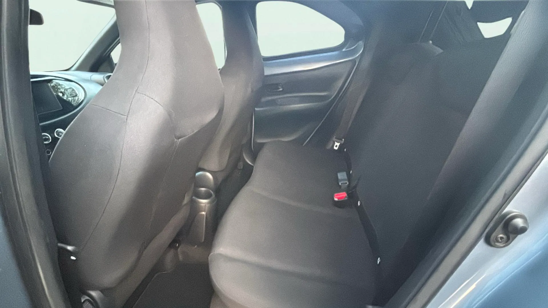 Toyota Aygo X 1.0 VVT-I Chic - foto 18