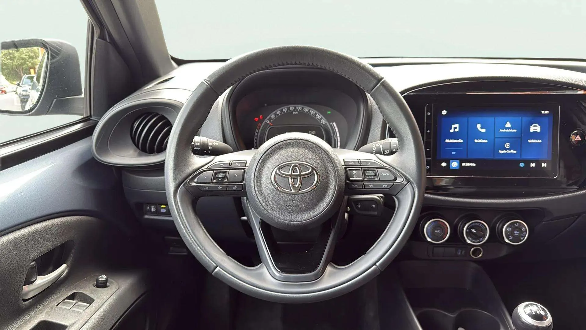 Toyota Aygo X 1.0 VVT-I Chic - foto 11
