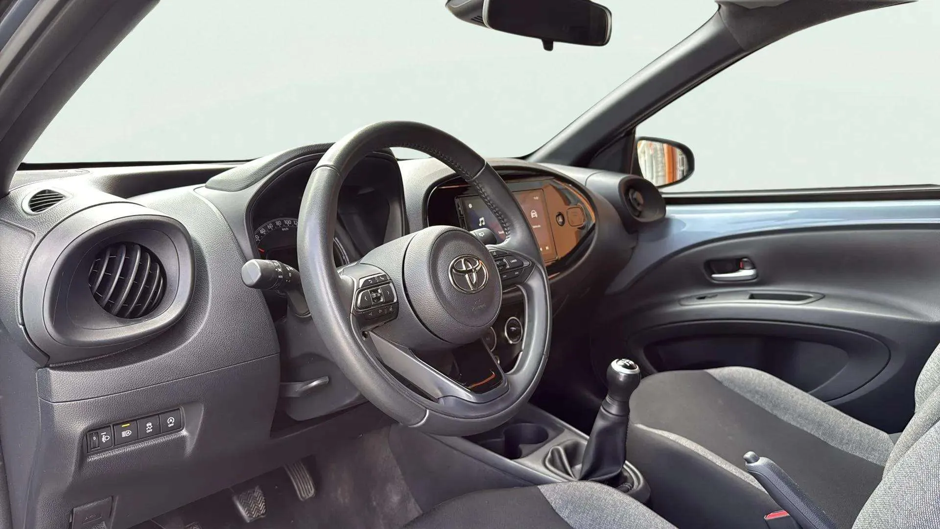 Toyota Aygo X 1.0 VVT-I Chic - foto 13
