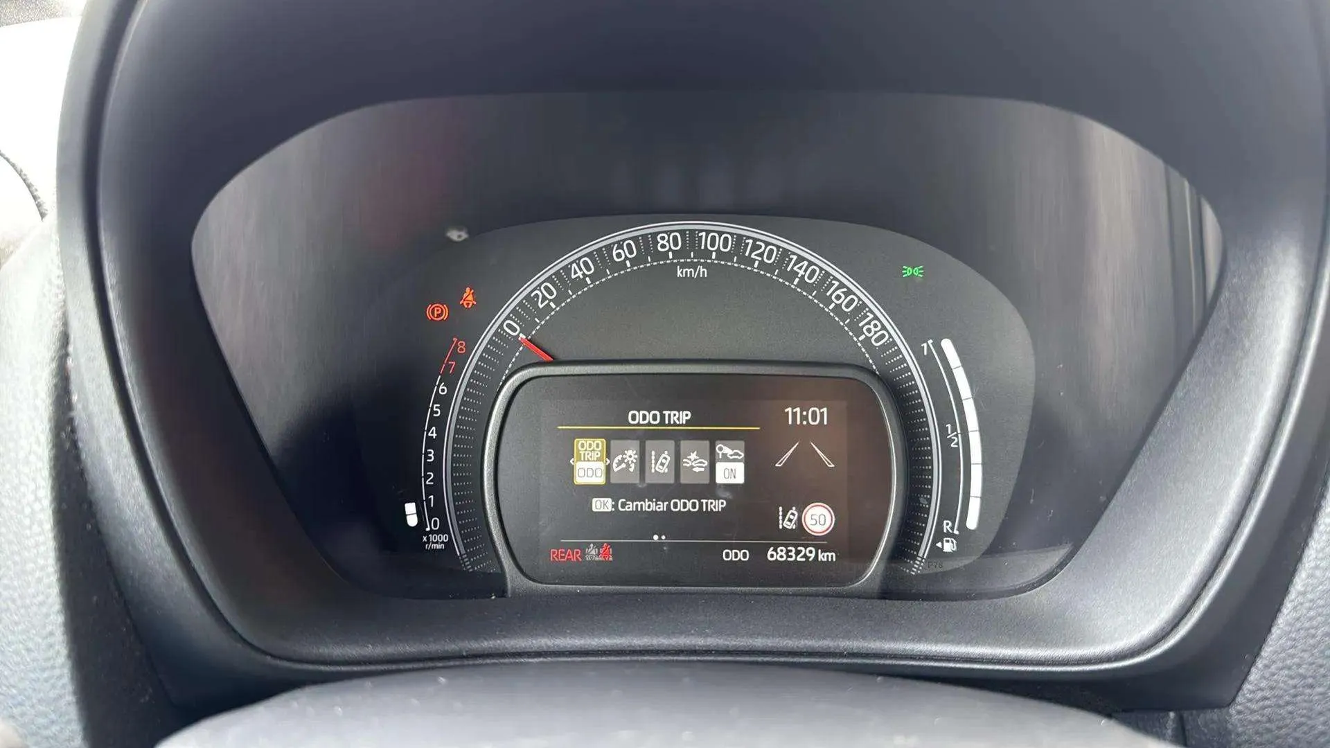 Toyota Aygo X 1.0 VVT-I Chic - foto 12