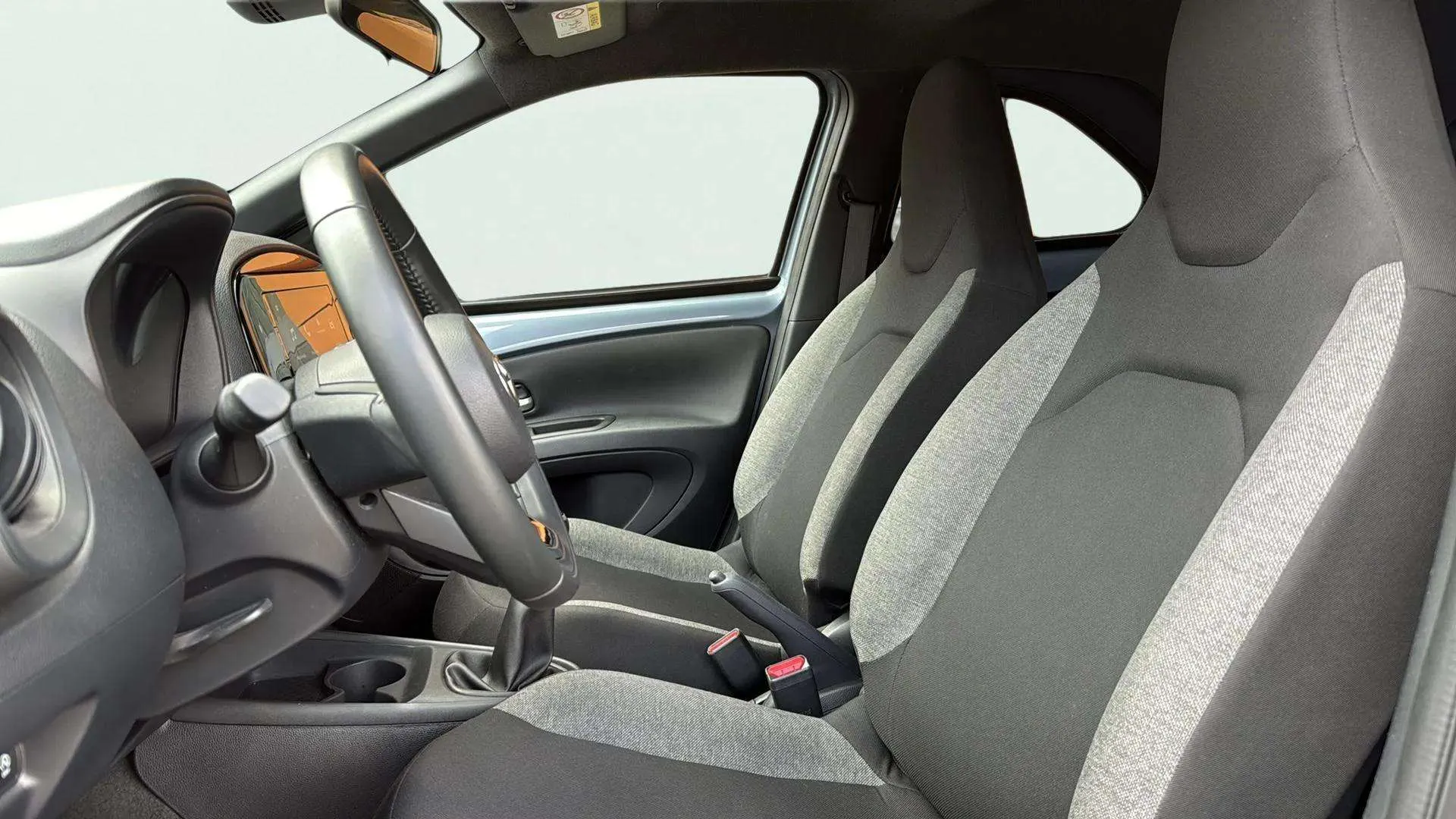 Toyota Aygo X 1.0 VVT-I Chic - foto 15