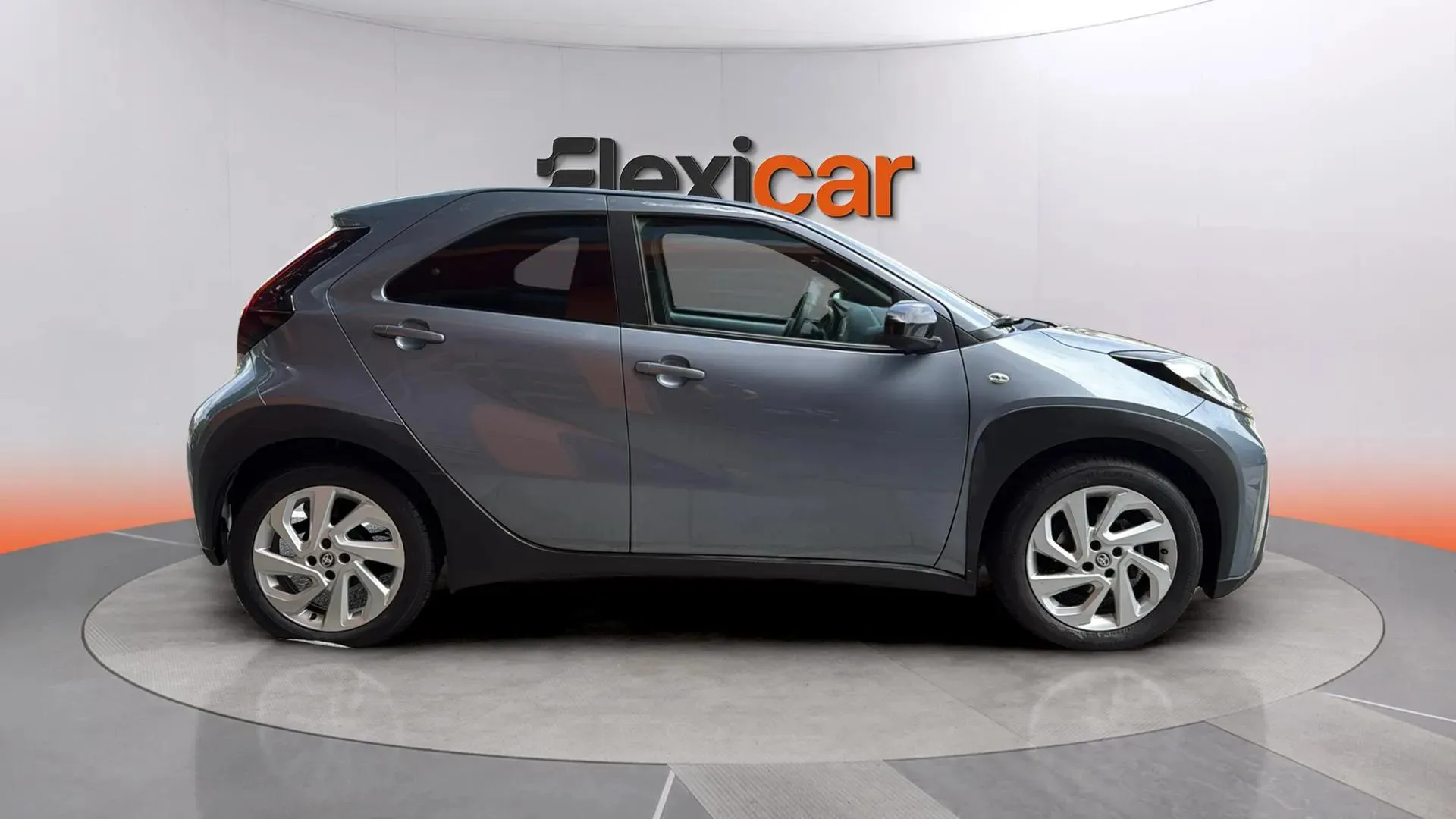 Toyota Aygo X 1.0 VVT-I Chic - foto 2