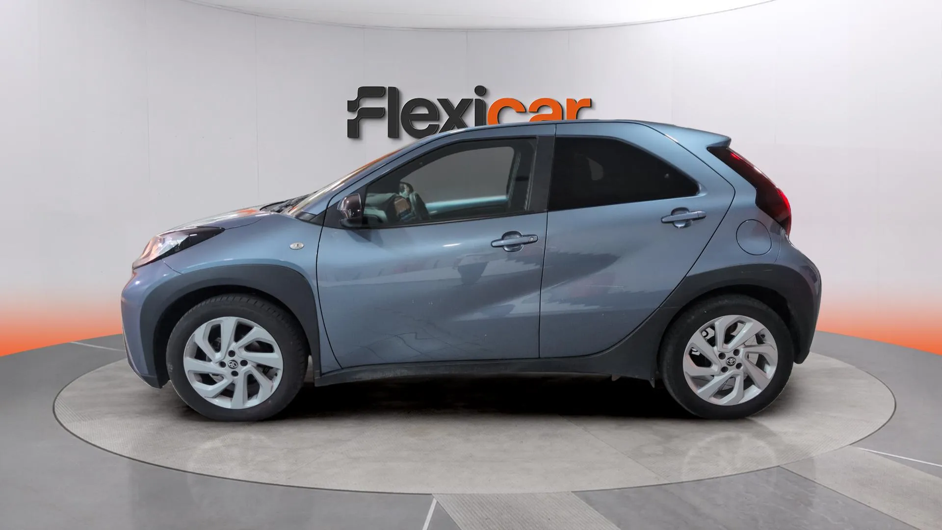 Toyota Aygo X 1.0 VVT-I Chic - foto 4