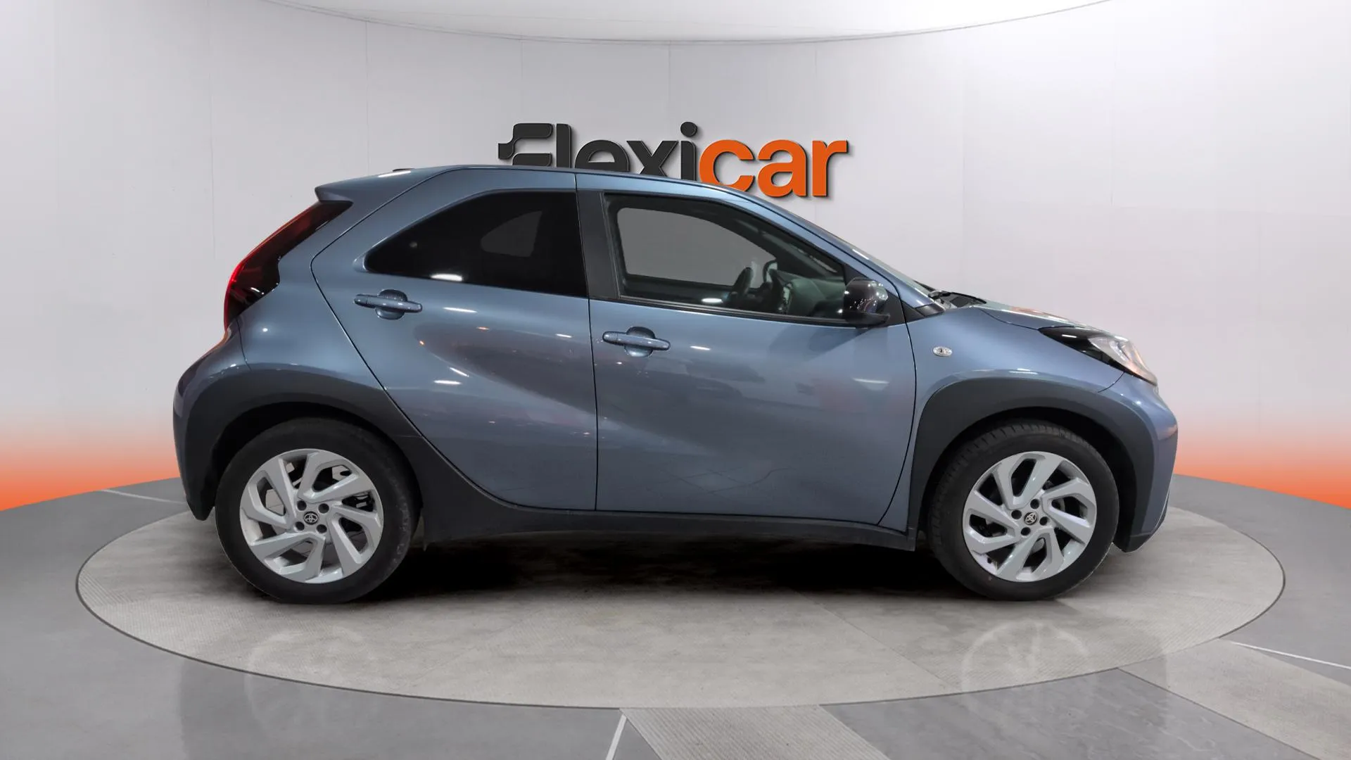 Toyota Aygo X 1.0 VVT-I Chic - foto 8
