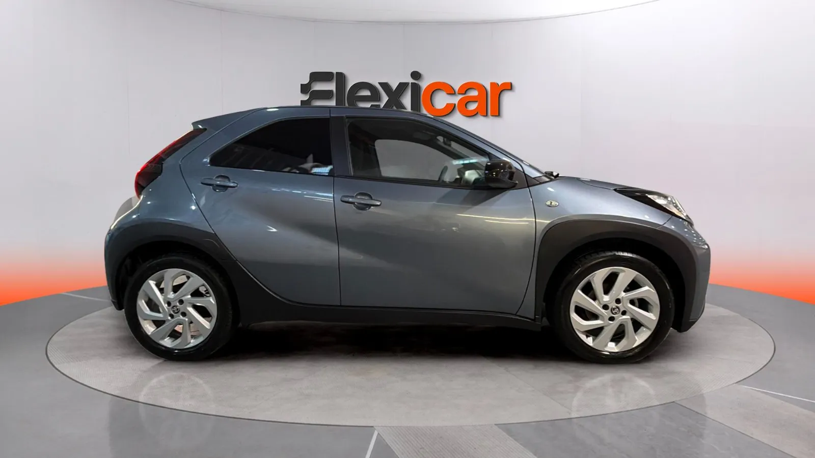 Toyota Aygo X 1.0 VVT-I Chic - foto 2
