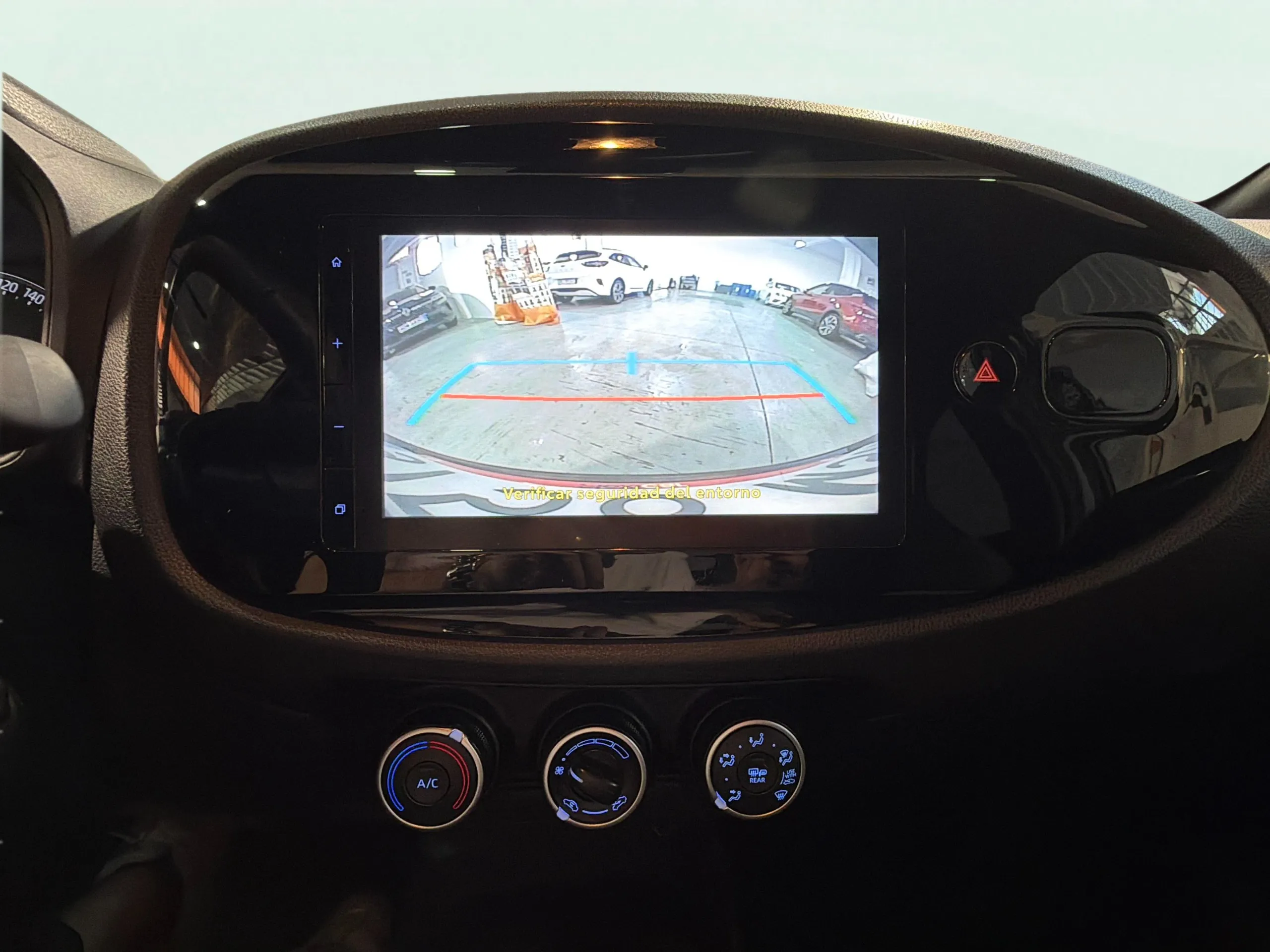 Toyota Aygo X 1.0 VVT-I Chic - foto 13