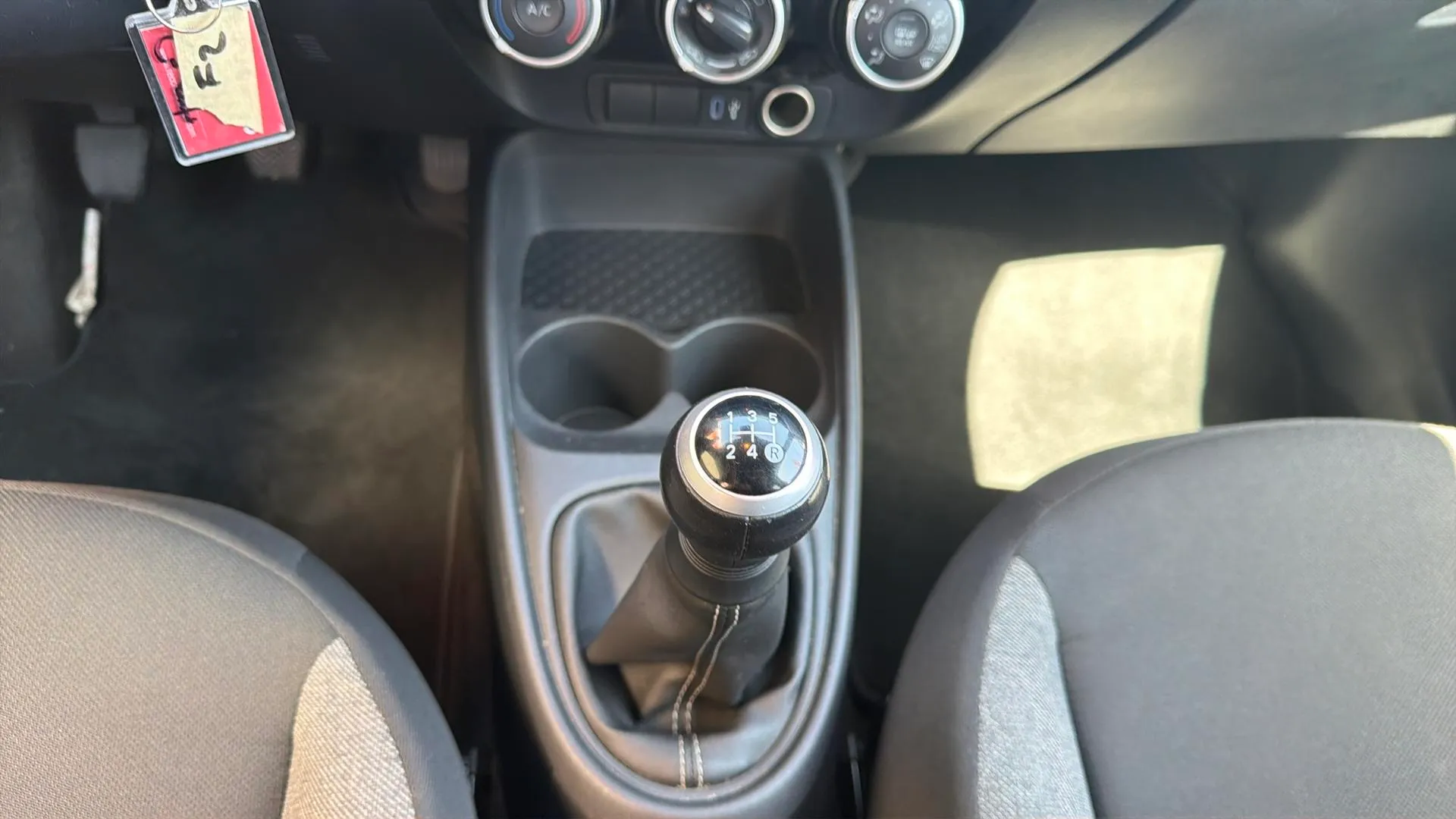 Toyota Aygo X 1.0 VVT-I Chic - foto 22
