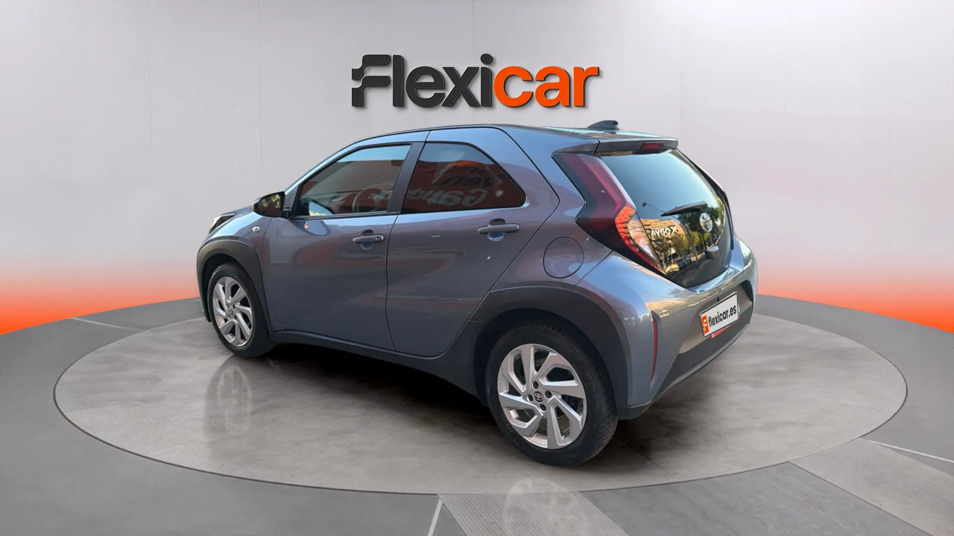 Toyota Aygo X 1.0 VVT-I Chic - foto 3