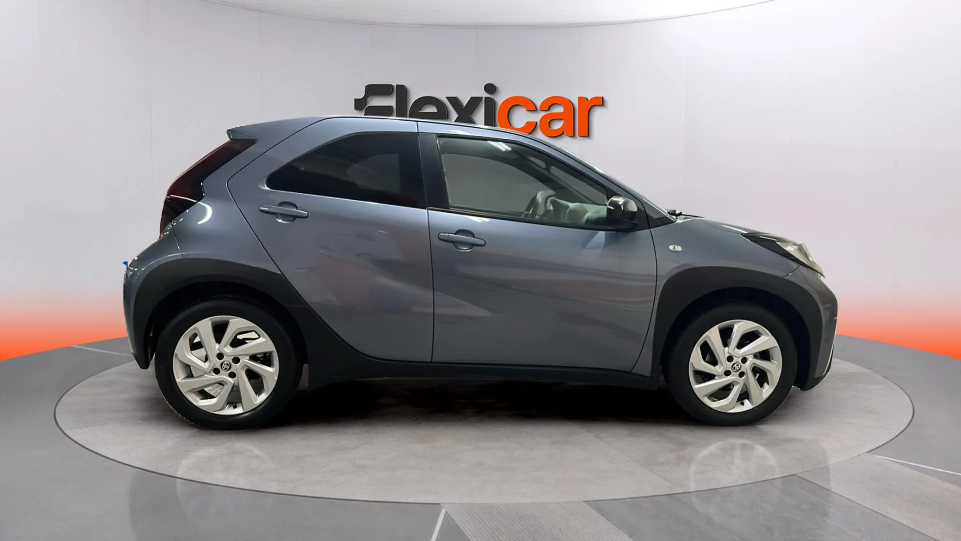 Toyota Aygo X 1.0 VVT-I Chic - foto 8