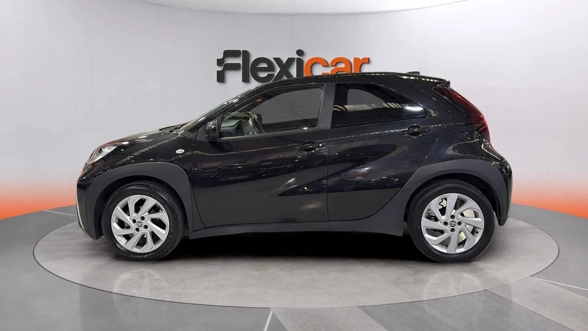 Toyota Aygo X 1.0 VVT-I Chic - foto 4