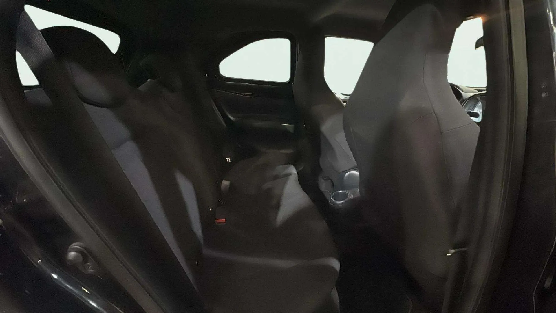 Toyota Aygo X 1.0 VVT-I Chic - foto 17