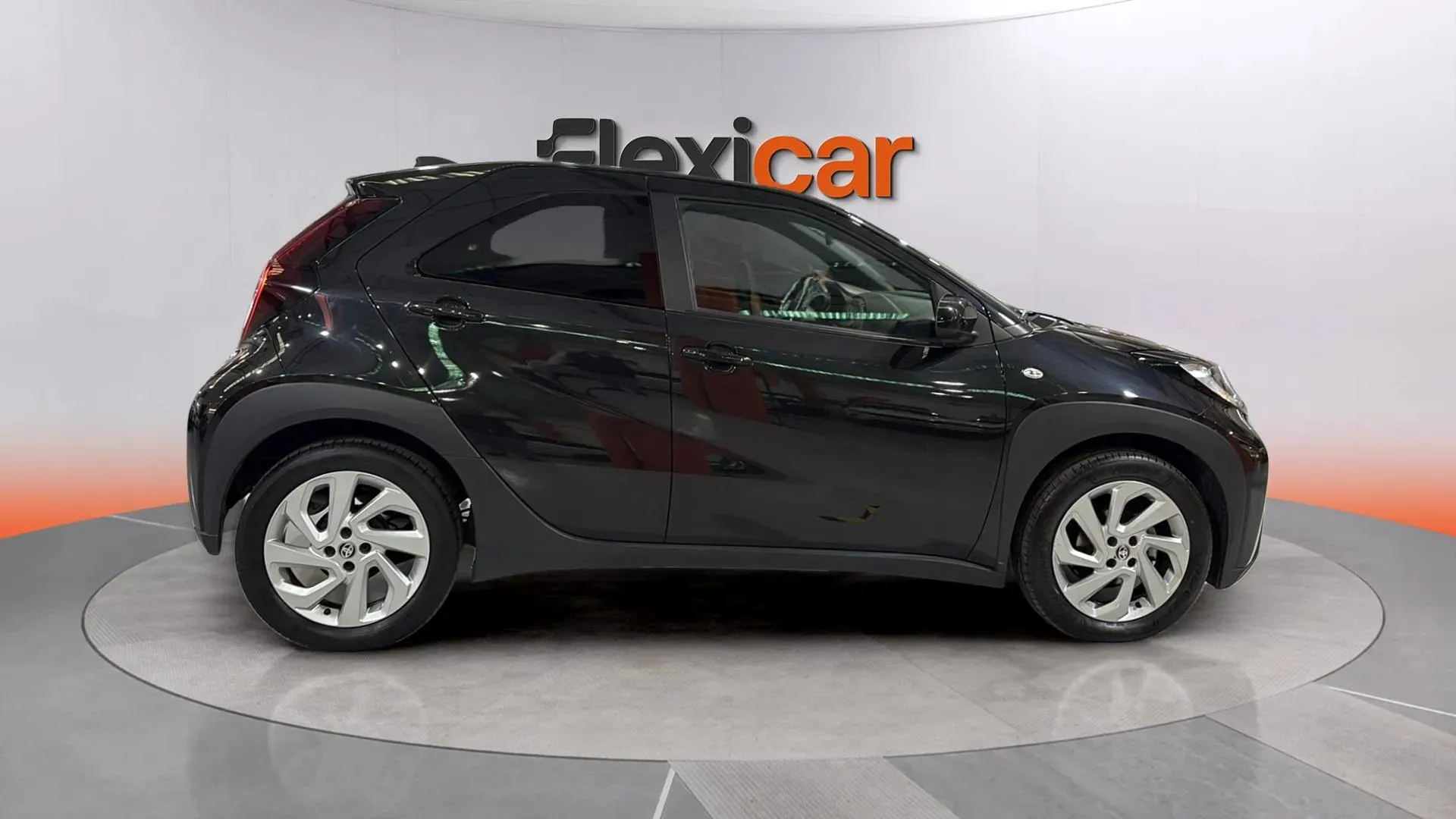 Toyota Aygo X 1.0 VVT-I Chic - foto 8