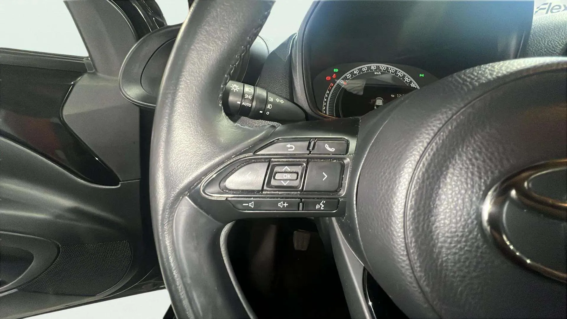 Toyota Aygo X 1.0 VVT-I Chic - foto 12