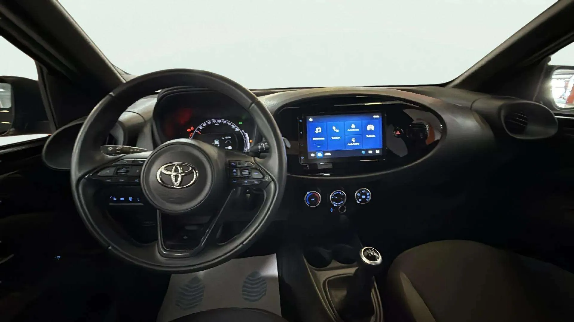 Toyota Aygo X 1.0 VVT-I Chic - foto 10