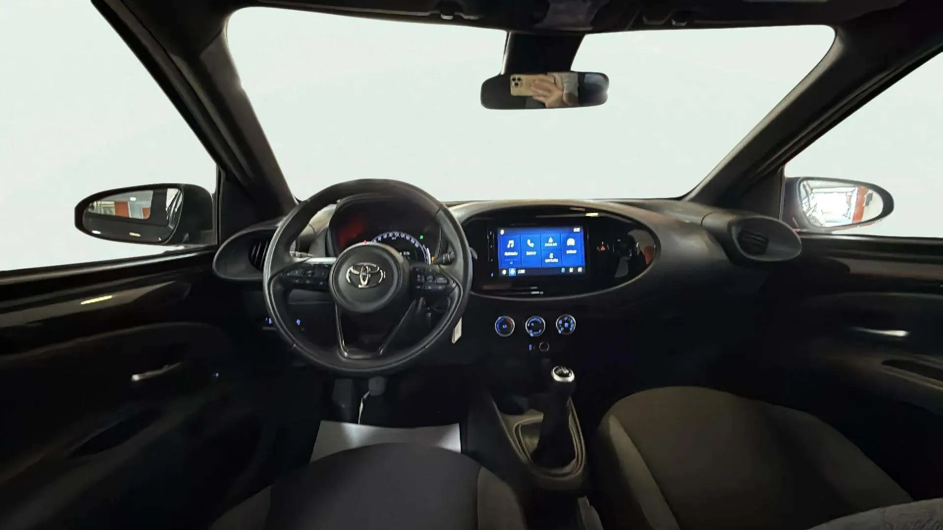 Toyota Aygo X 1.0 VVT-I Chic - foto 9