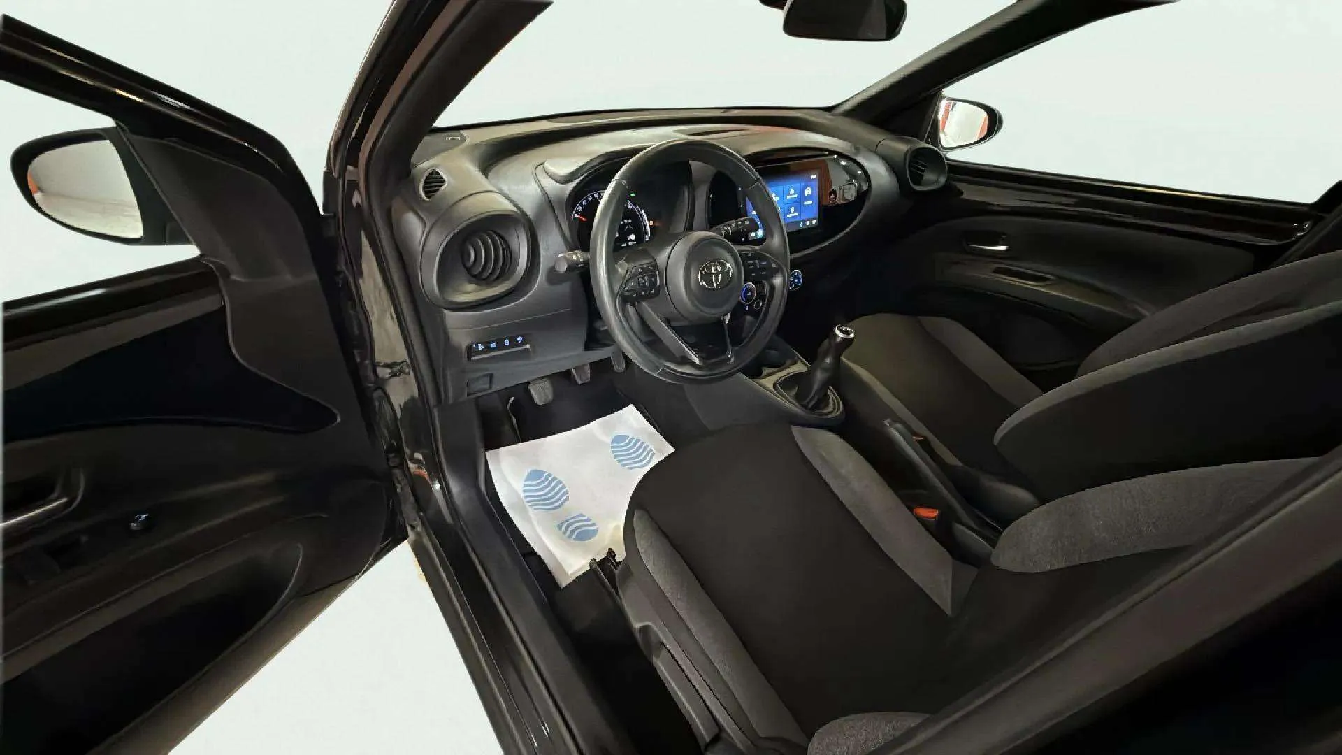 Toyota Aygo X 1.0 VVT-I Chic - foto 13