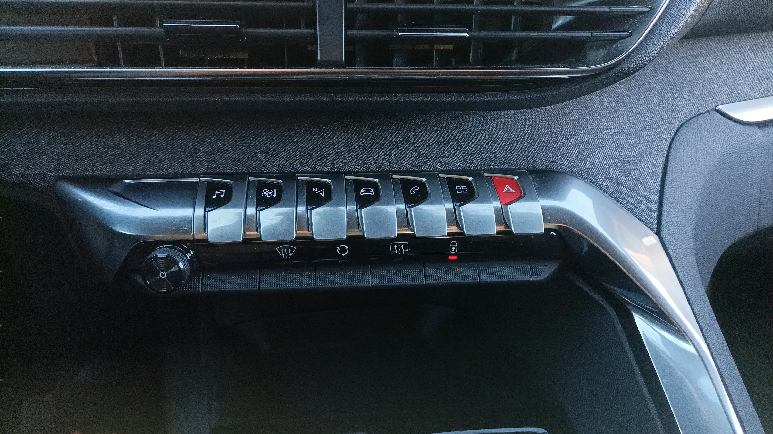 Peugeot 3008 1.5 BlueHDi Active Pack EAT8 - foto 18