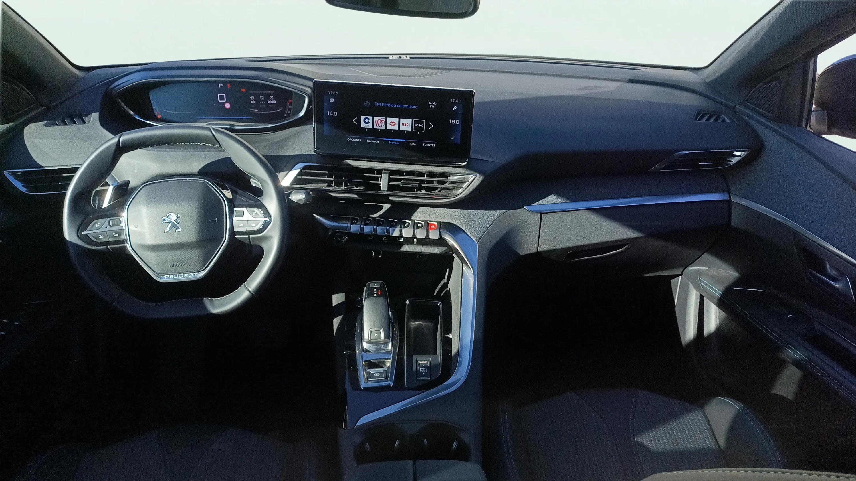 Peugeot 3008 1.5 BlueHDi Active Pack EAT8 - foto 15