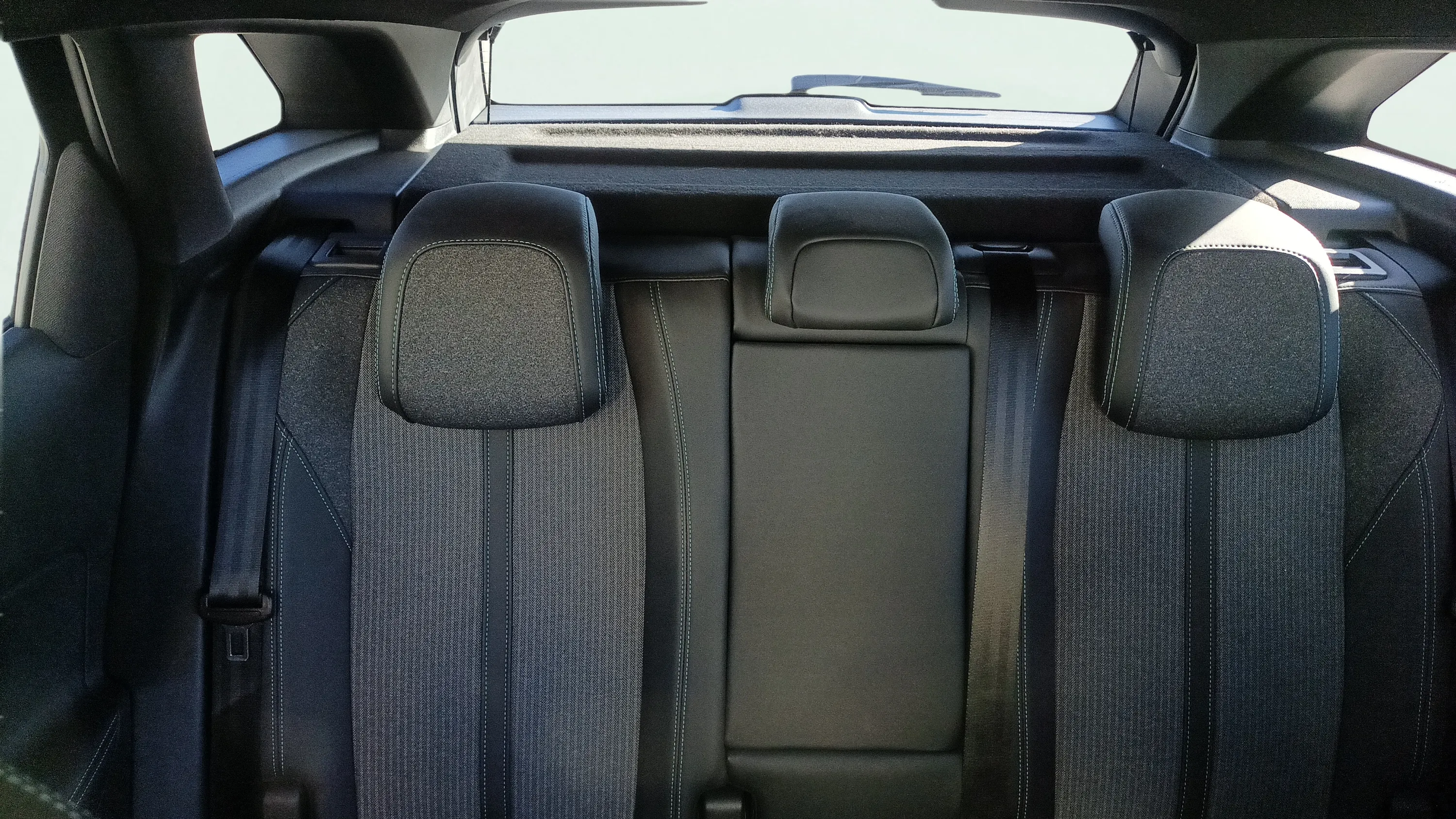 Peugeot 3008 1.5 BlueHDi Active Pack EAT8 - foto 20