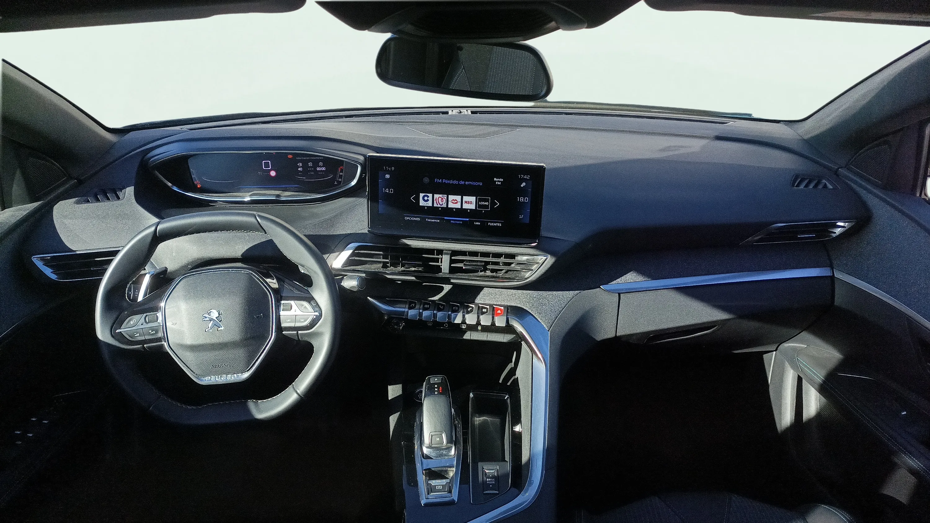 Peugeot 3008 1.5 BlueHDi Active Pack EAT8 - foto 16