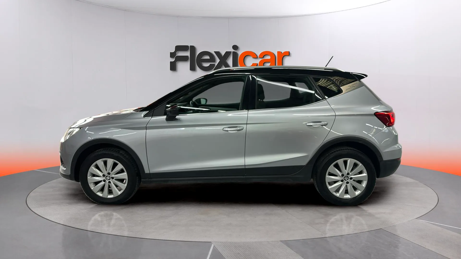 SEAT Arona 1.0 TSI DSG Xcellence Eco - foto 5