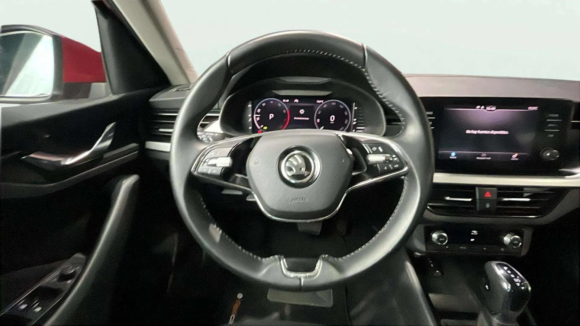 Škoda Kamiq 1.5 TSI DSG Ambition - foto 12