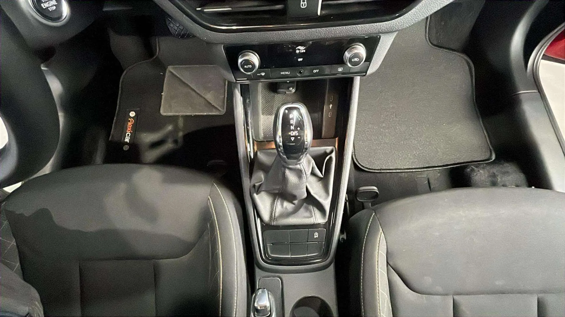 Škoda Kamiq 1.5 TSI DSG Ambition - foto 17
