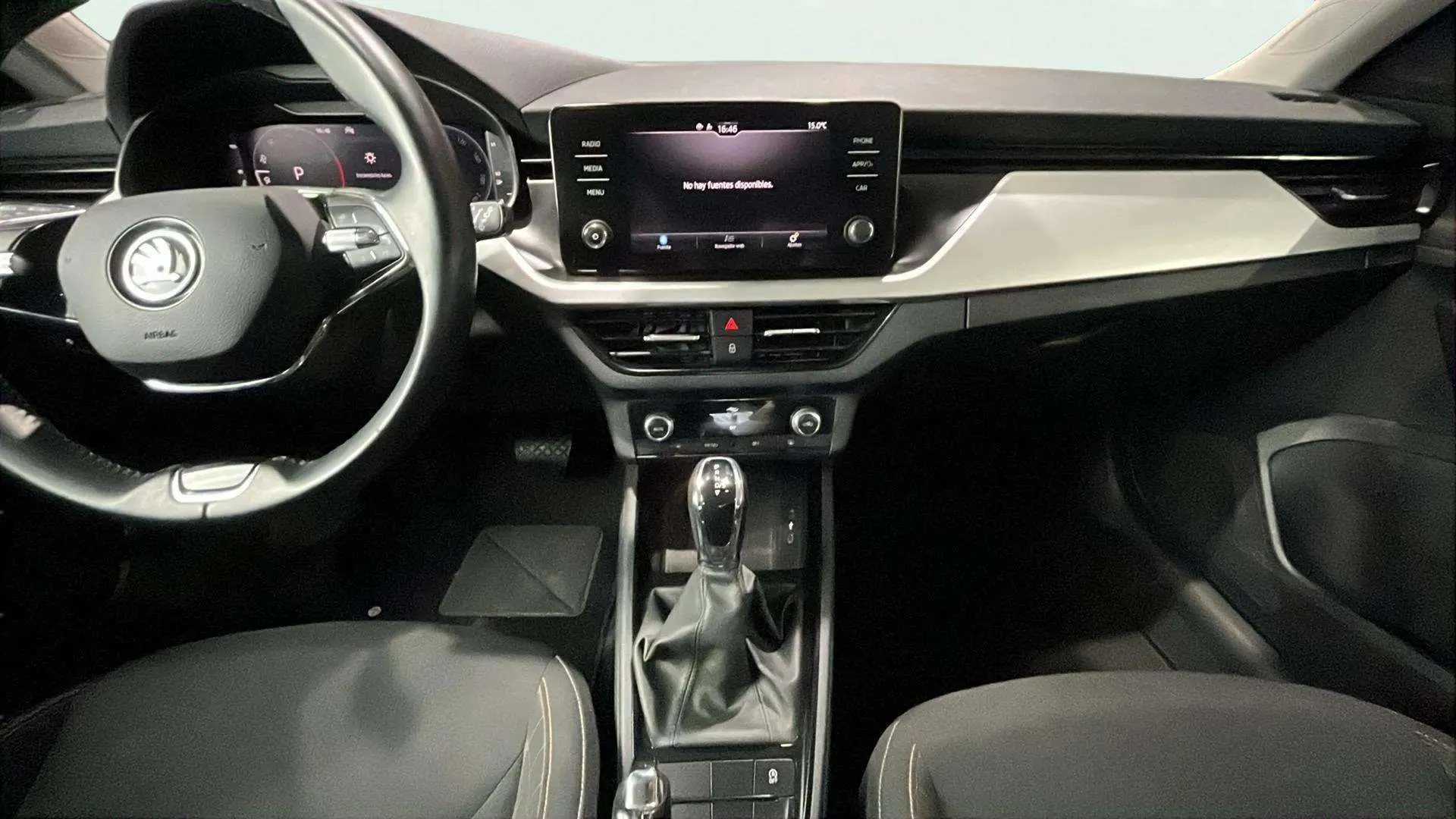 Škoda Kamiq 1.5 TSI DSG Ambition - foto 14