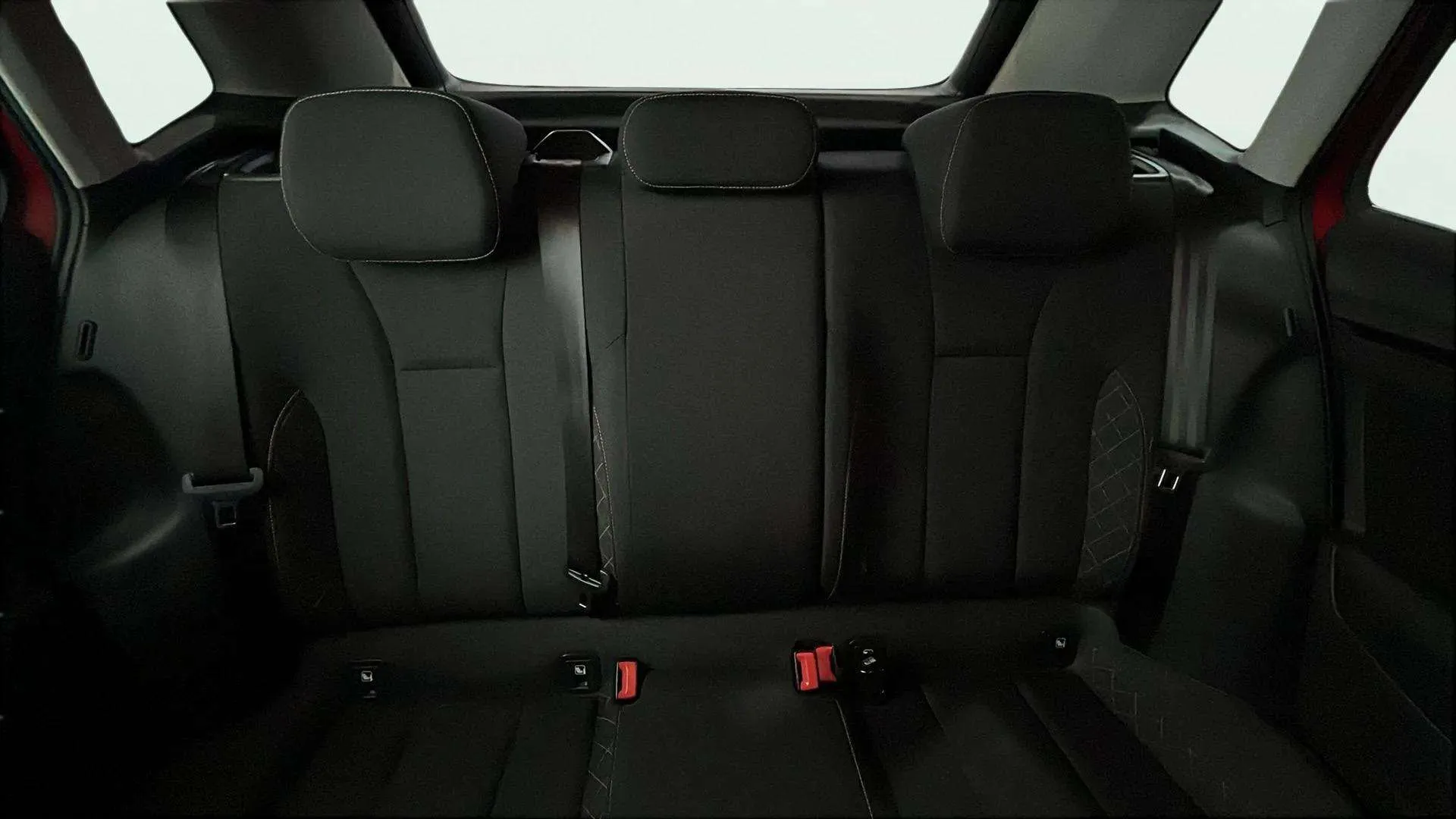 Škoda Kamiq 1.5 TSI DSG Ambition - foto 10