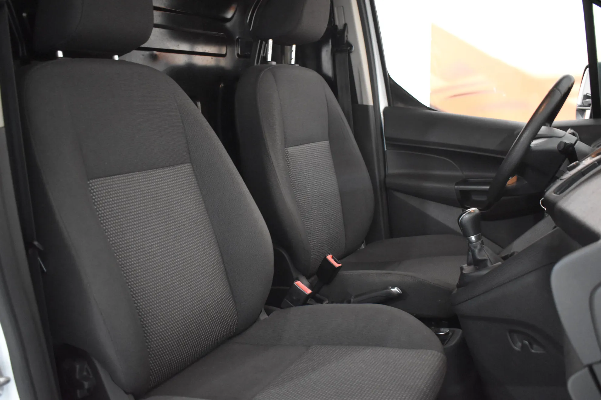 Ford Transit Connect Kombi 1.5 TDCi Ambiente 220 L1 (M1) - foto 10