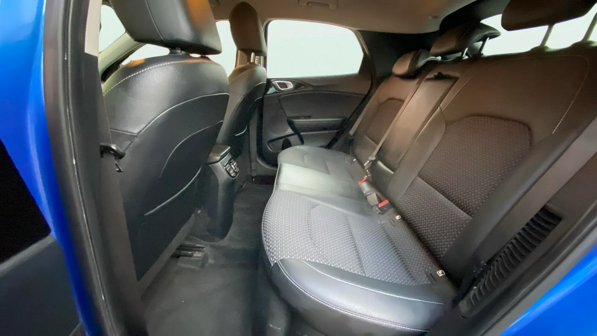 Kia XCeed 1.6 GDi PHEV eDrive - foto 15