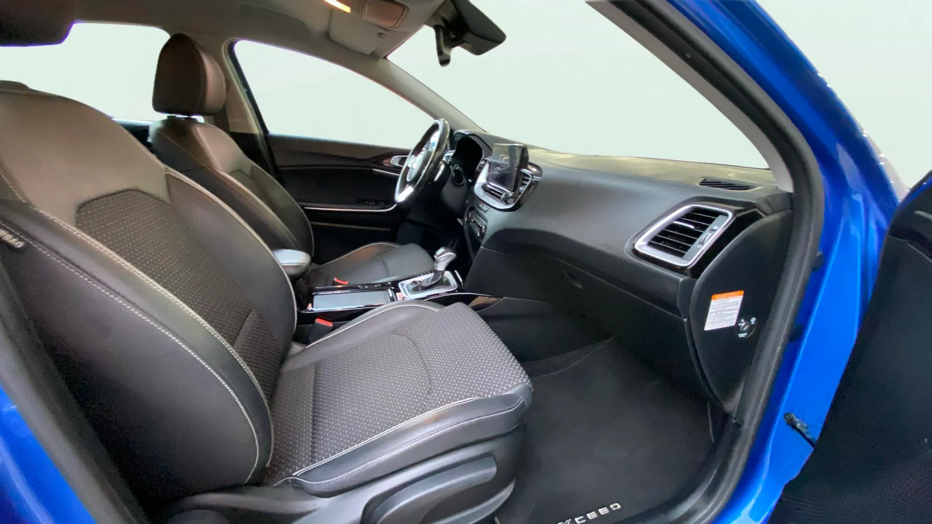 Kia XCeed 1.6 GDi PHEV eDrive - foto 16