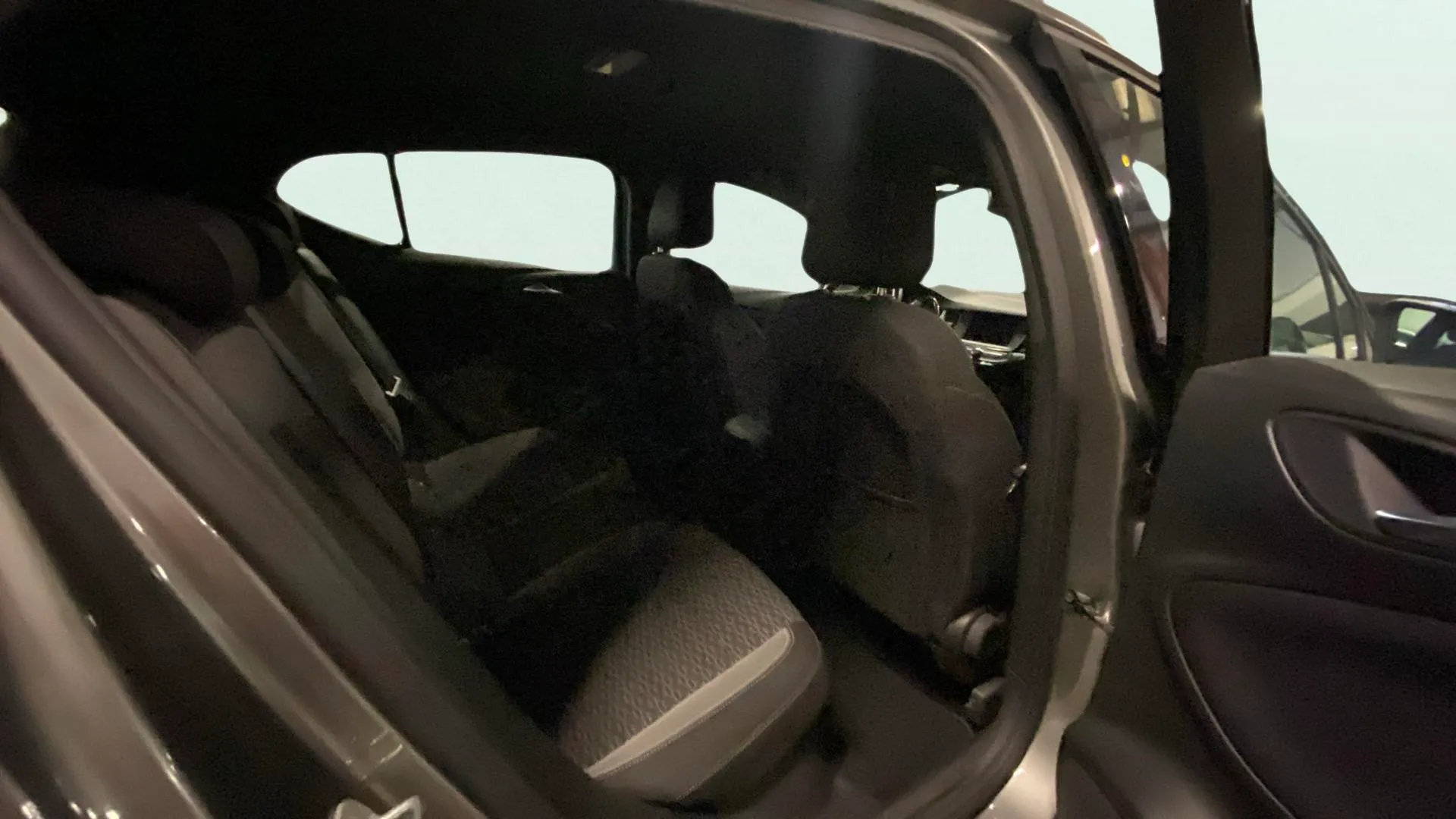 Opel Astra 1.2T SHT GS Line - foto 15