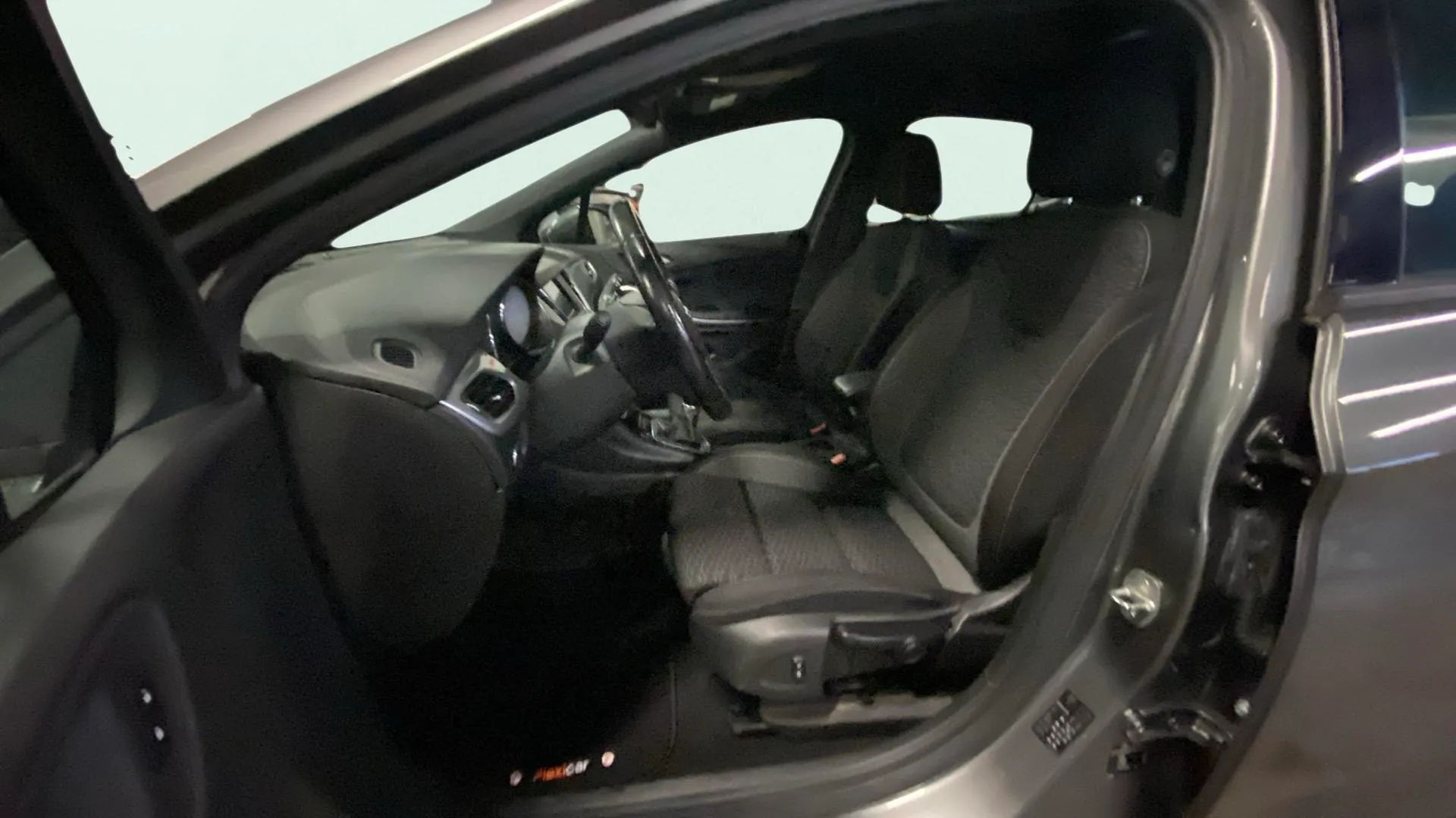 Opel Astra 1.2T SHT GS Line - foto 9