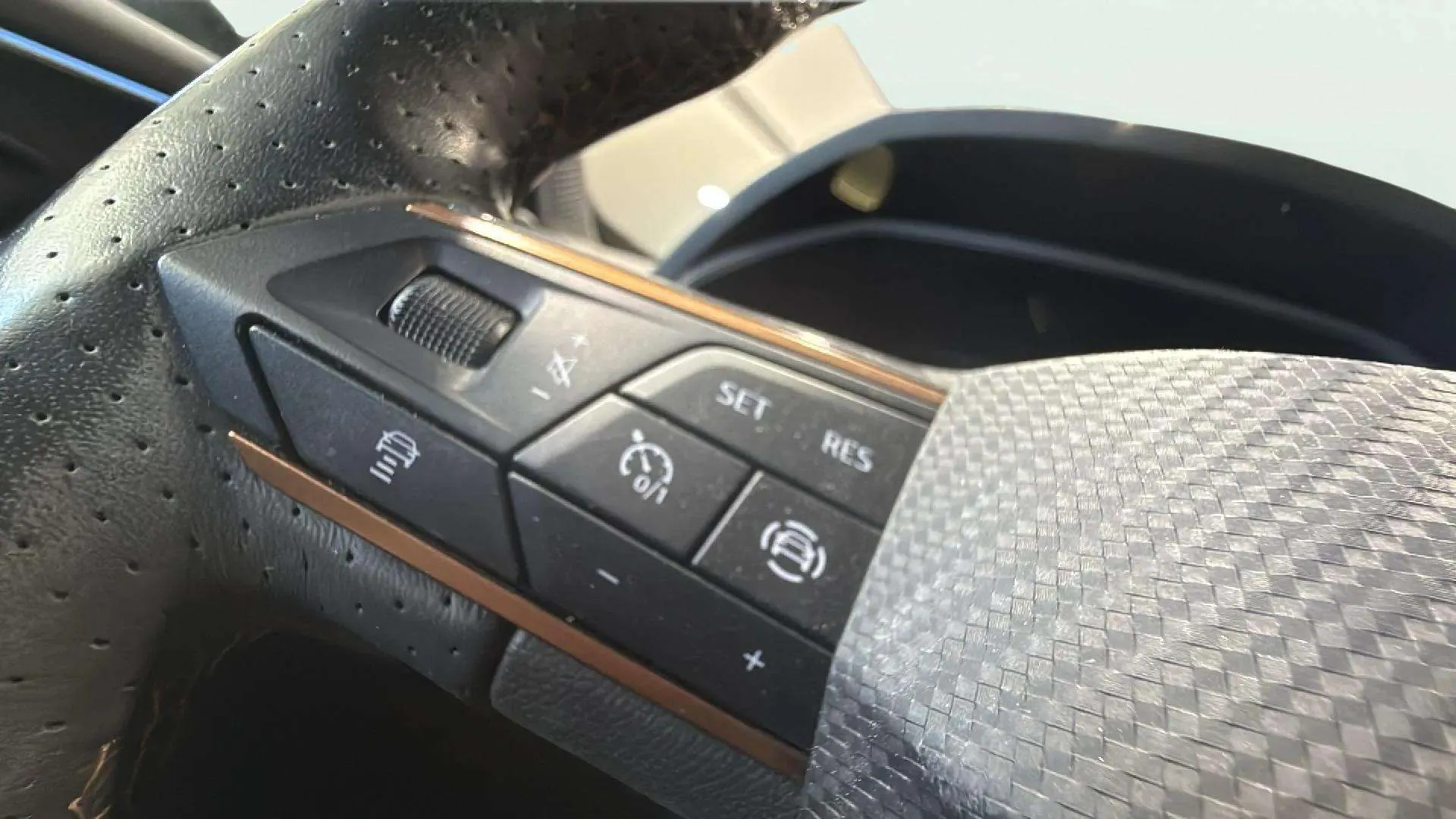 Cupra Formentor 1.5 TSI - foto 19