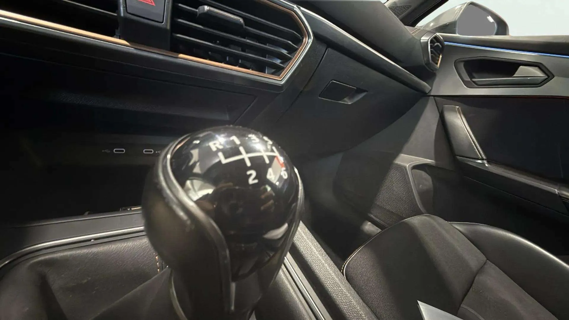 Cupra Formentor 1.5 TSI - foto 15