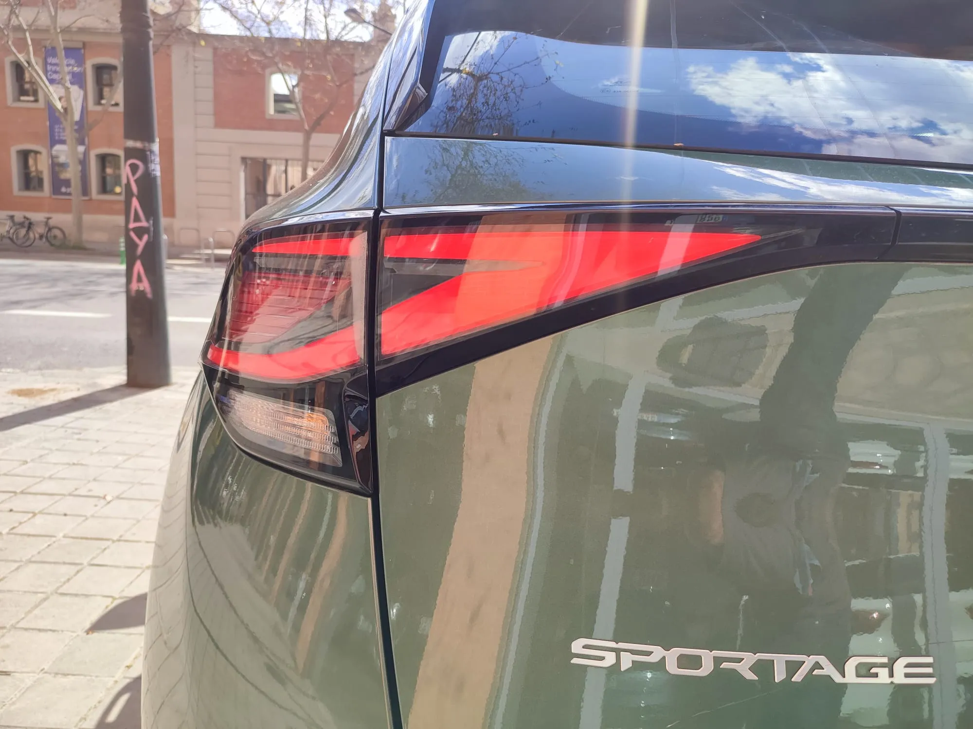 Kia Sportage 1.6 CRDi Concept 4x2 - foto 24