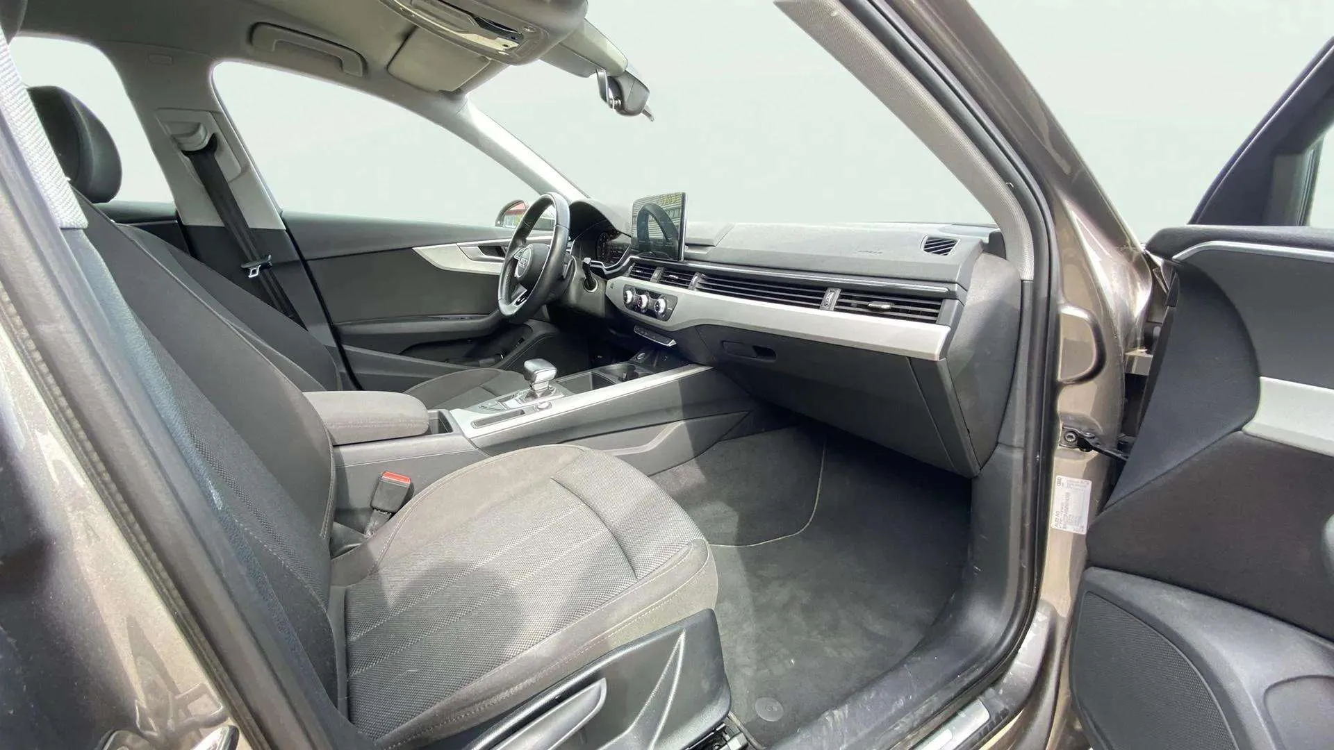 Audi A4 Advanced 30 TDI S tronic - foto 13