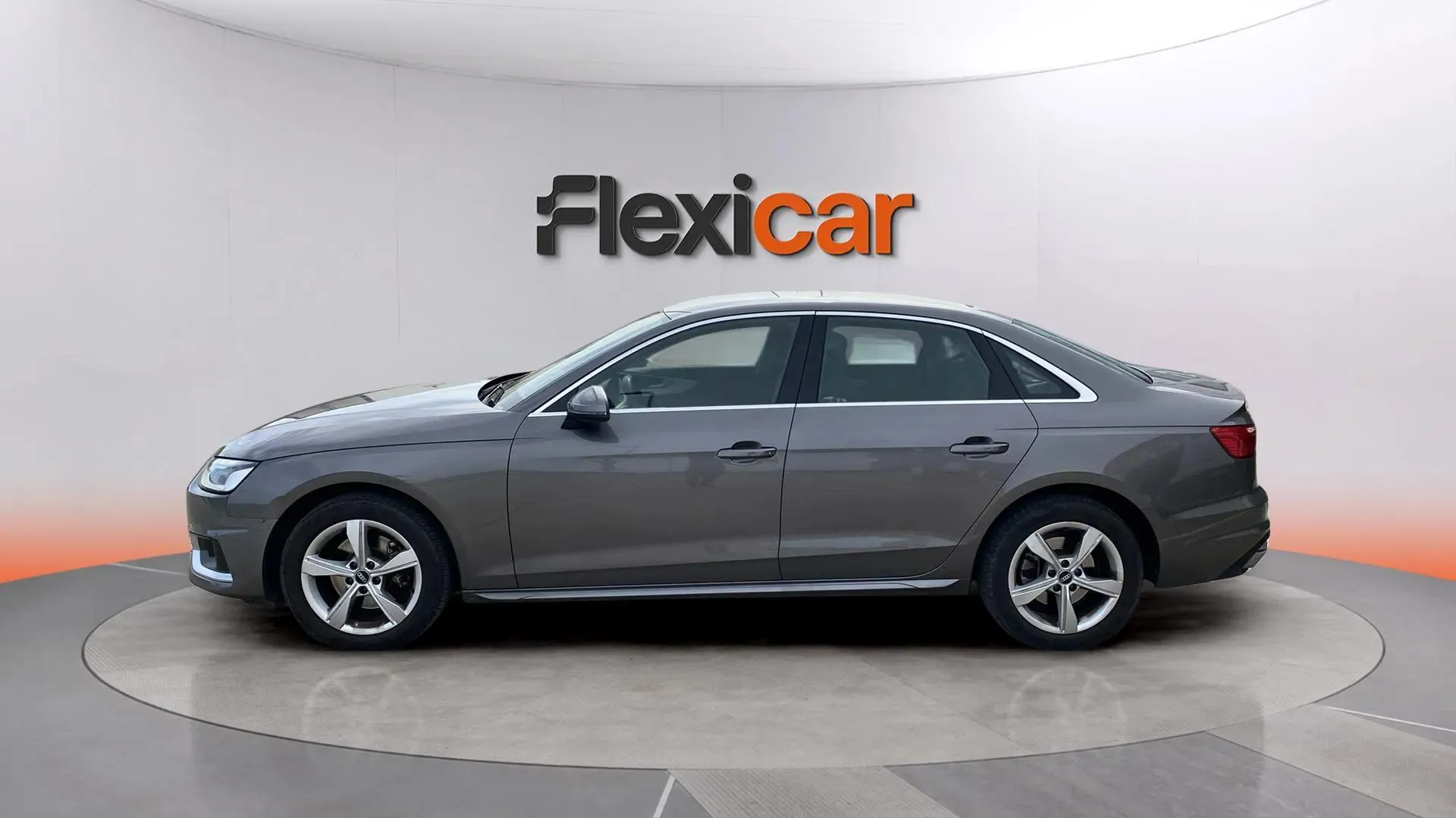 Audi A4 Advanced 30 TDI S tronic - foto 4