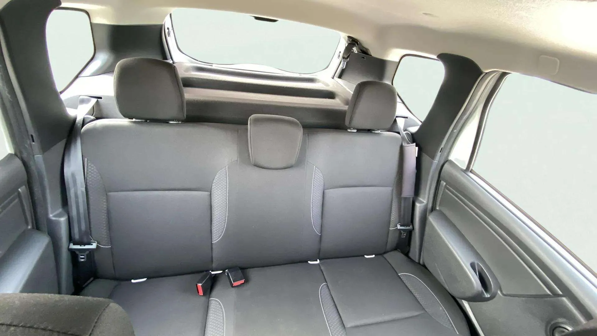 Dacia Duster Access 1.6 4x2 - foto 15