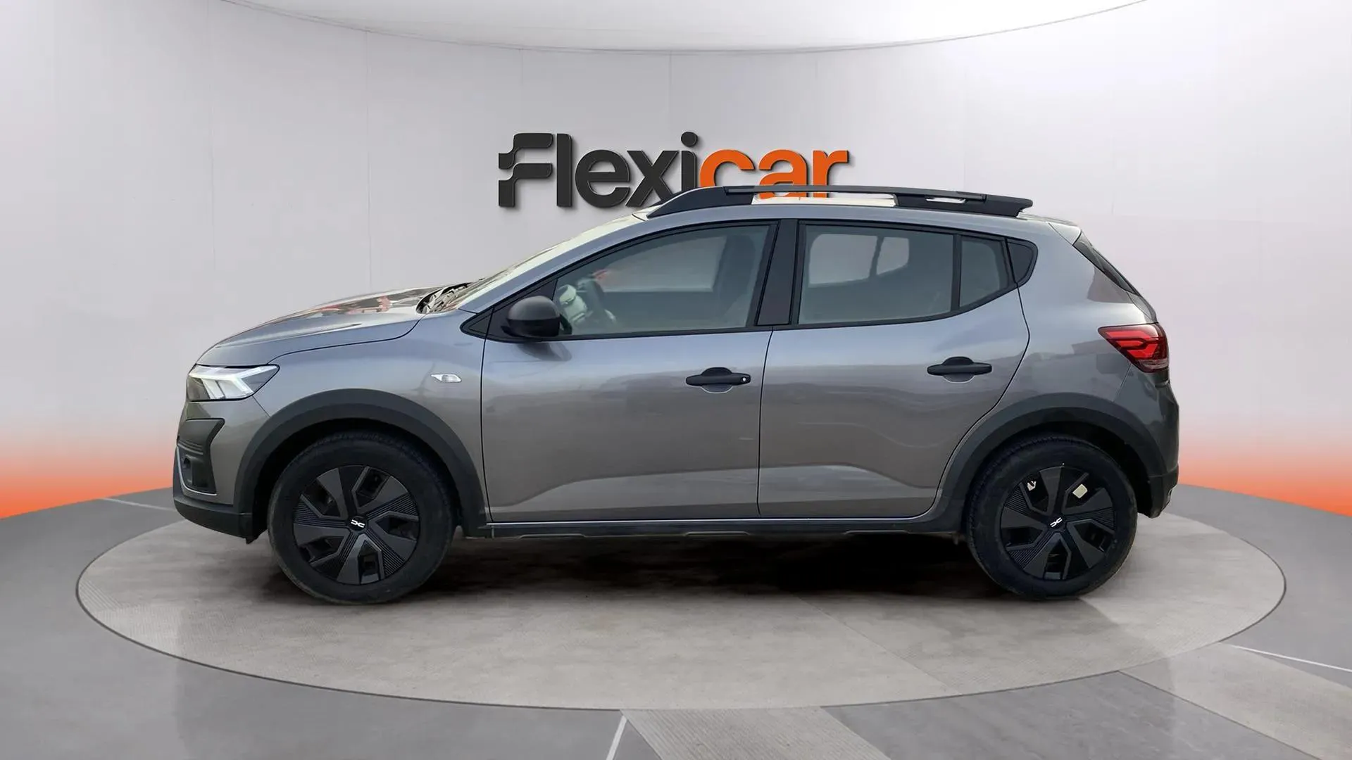 Dacia Sandero Stepway Essential TCe (90V) - foto 4