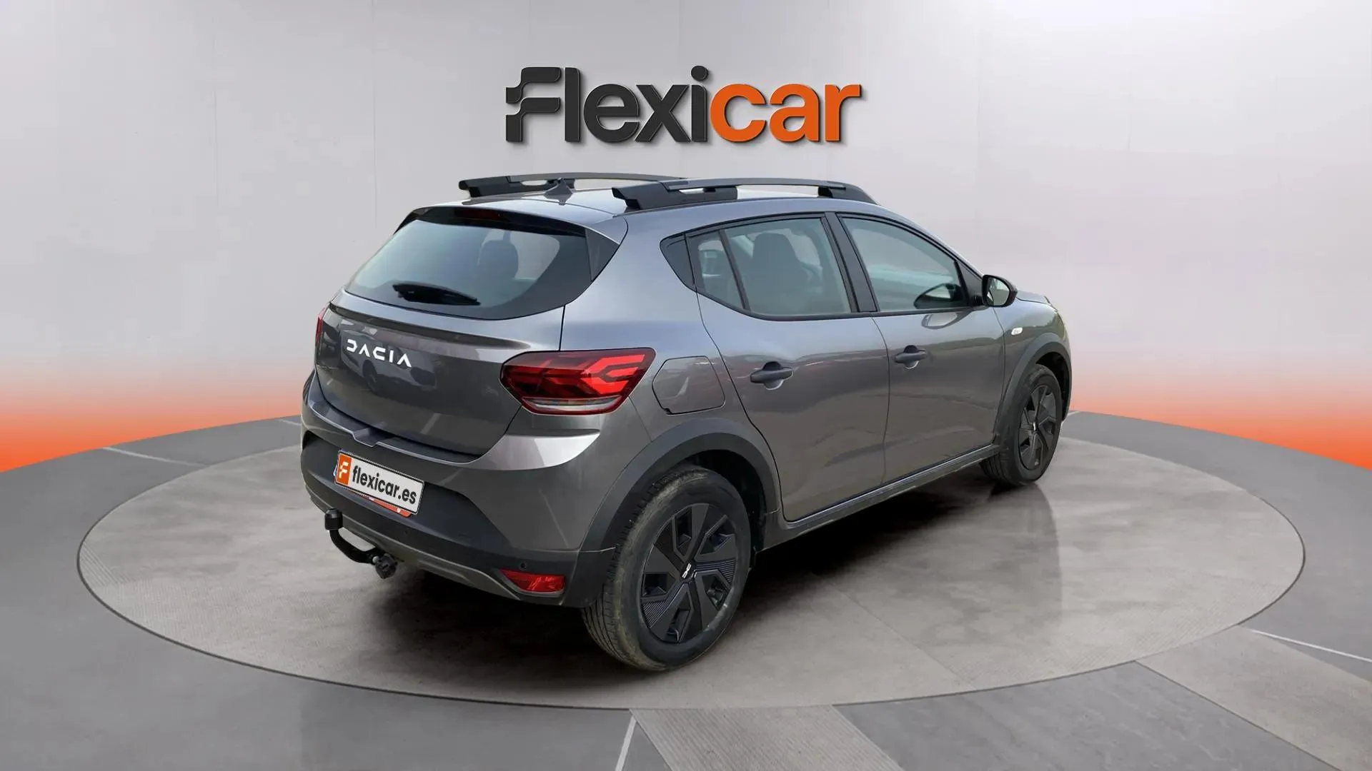 Dacia Sandero Stepway Essential TCe (90V) - foto 7