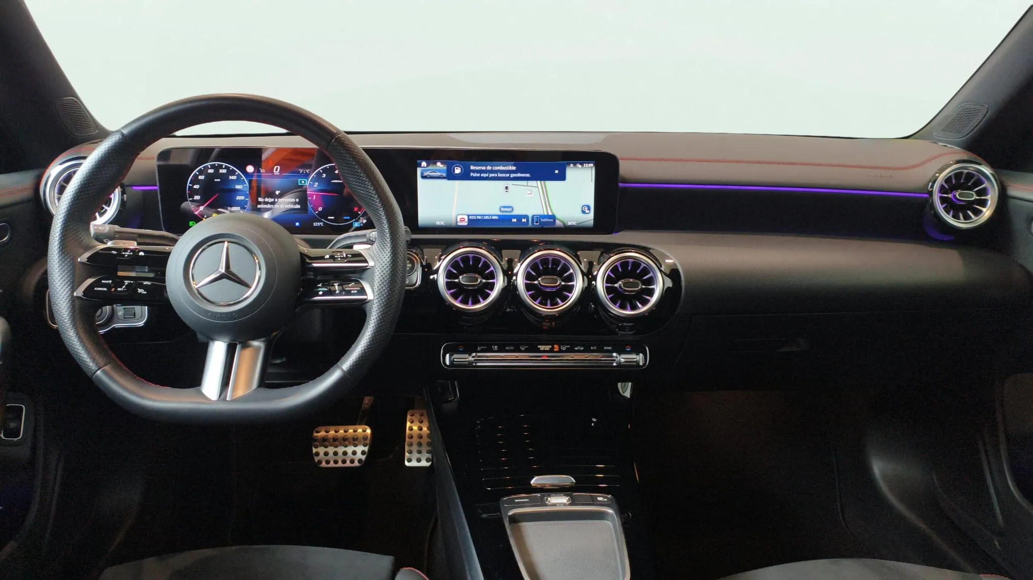 Mercedes-Benz CLA 200 - foto 8
